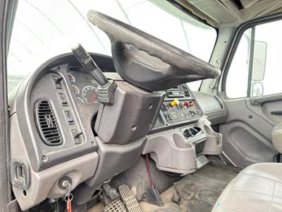 Freightliner M2 106 Steering Column