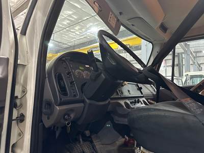 Freightliner M2 106 Steering Column