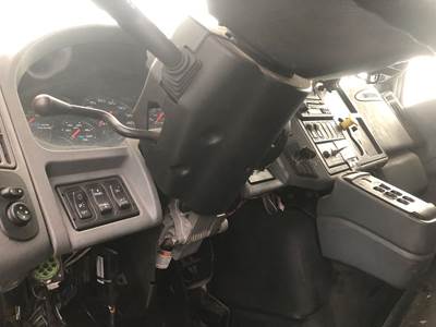 International 4400 Steering Column