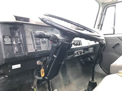 International 4700 Steering Column