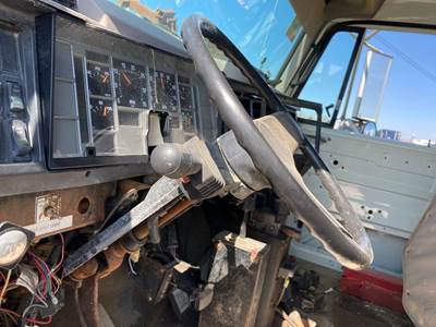 International 4700 Steering Column