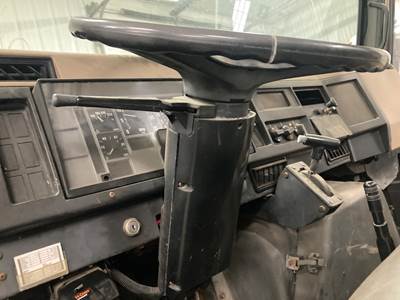 International 4700 Steering Column