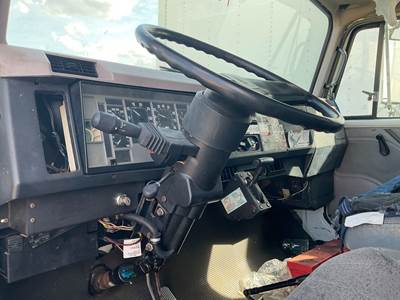 International 4700 Steering Column