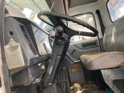 International 4900 Steering Column