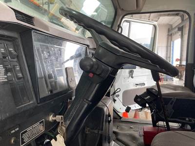 International 4900 Steering Column