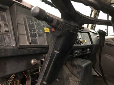 International 4900 Steering Column