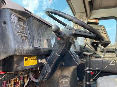 International 4900 Steering Column