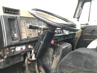 International 4900 Steering Column