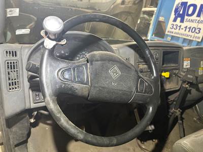 International 7400 Steering Column