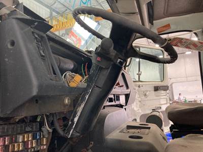 International 8100 Steering Column