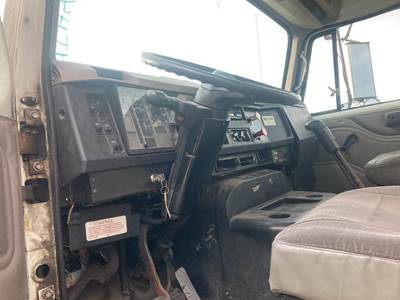 International 8100 Steering Column