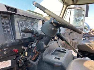International 8100 Steering Column