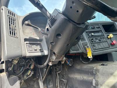 International 8600 Steering Column