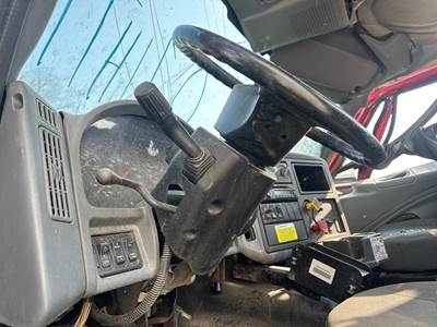 International 8600 Steering Column