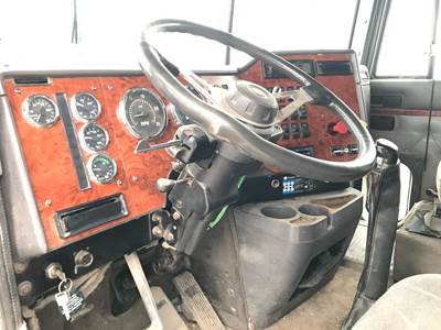 International 9200 Steering Column