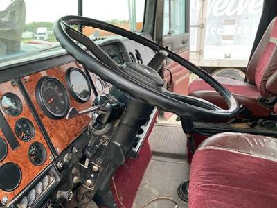 International 9200 Steering Column