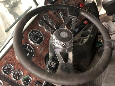 International 9400 Steering Column