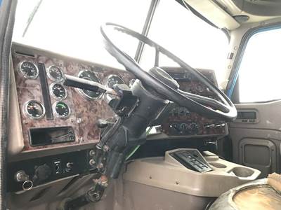 International 9400 Steering Column