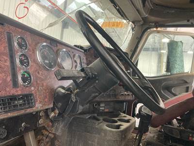 International 9400 Steering Column