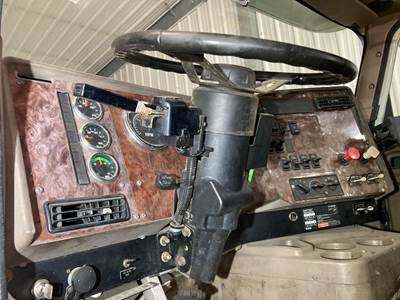 International 9400 Steering Column