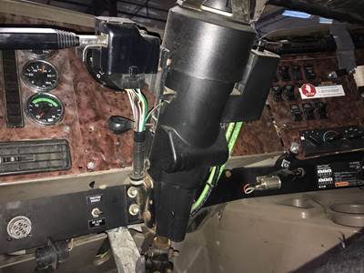 International 9400 Steering Column