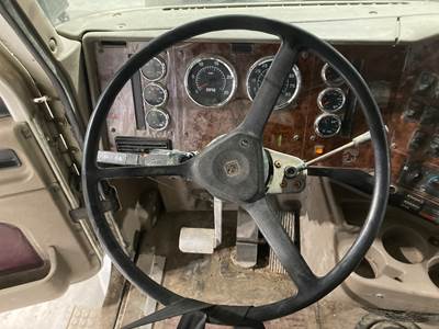 International 9400 Steering Column