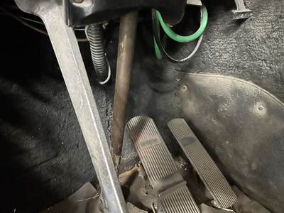 International 9700 Steering Column