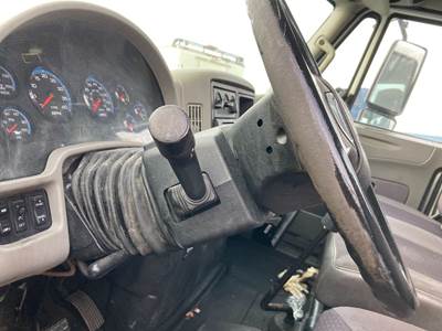International DuraStar 4300 Steering Column for a International Durastar (4300)