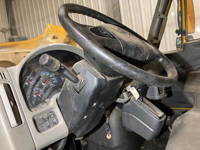 International DuraStar 4300 Steering Column for a International Durastar (4300)
