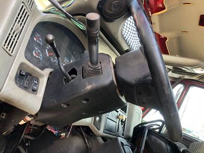 International DuraStar 4400 Steering Column for a International Durastar (4400)
