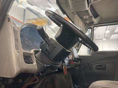 International DuraStar 4400 Steering Column for a International Durastar (4400)