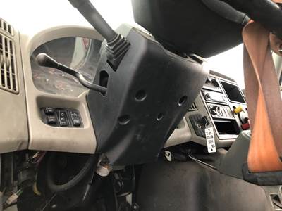 International DuraStar 4400 Steering Column for a International Durastar (4400)