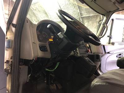 International DuraStar 4400 Steering Column for a International Durastar (4400)