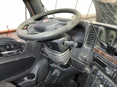 International LT Steering Column
