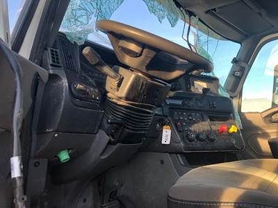 International LT Steering Column