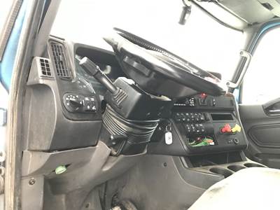 International LT Steering Column