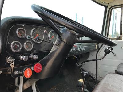 International Loadstar 1800 Steering Column for a International 1800 Loadstar