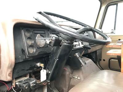 International S1800 Steering Column