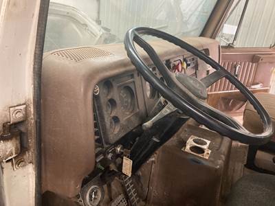 International S2300 Steering Column