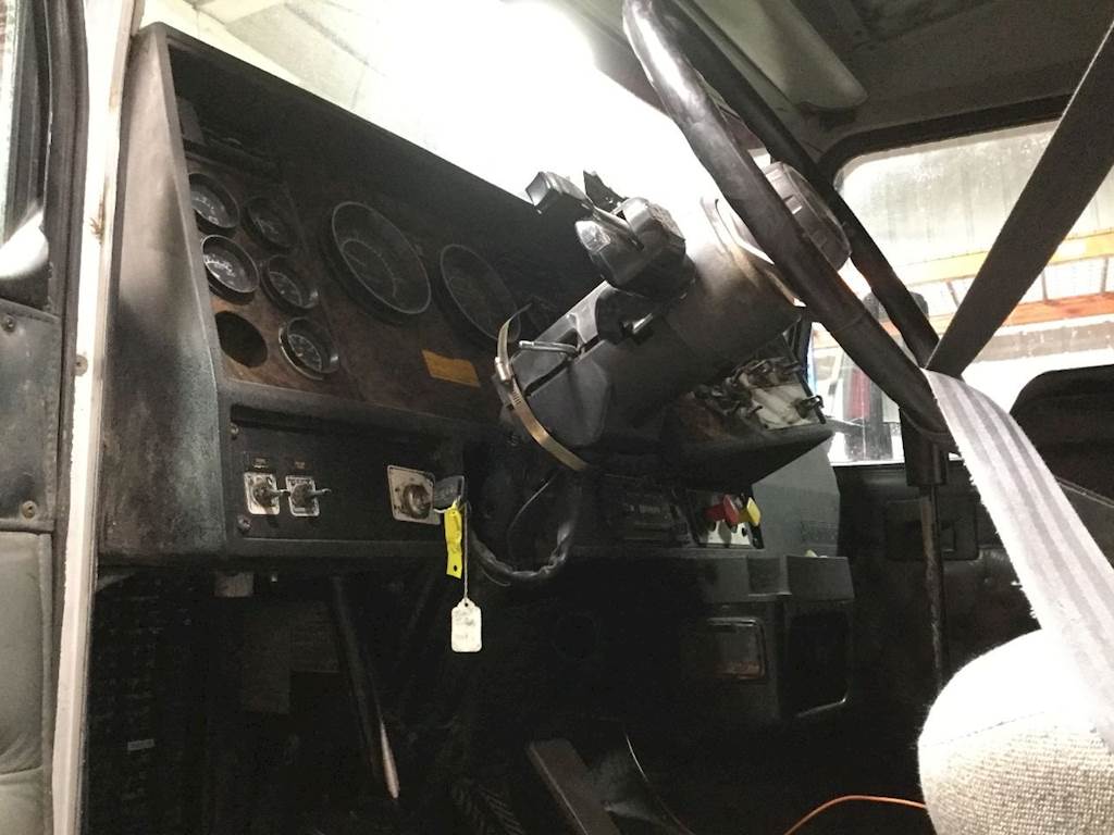 1995 Kenworth T600 Steering Column For Sale Des Moines, IA 24864183