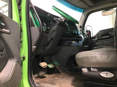 Kenworth T680 Steering Column