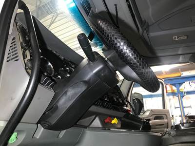 Kenworth T680 Steering Column