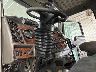Kenworth T800 Steering Column