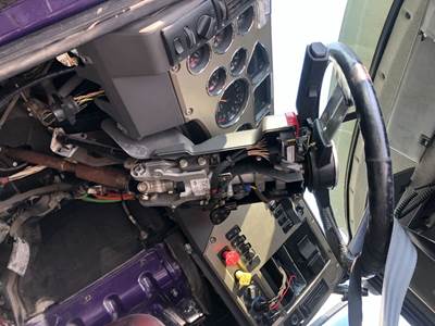 Mack CXU Steering Column