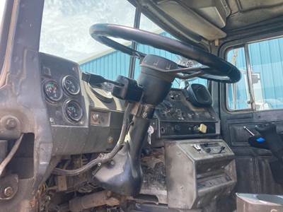 Mack DM600 Steering Column