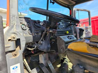 Mack RD600 Steering Column