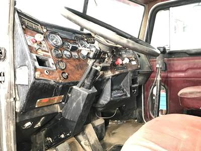 Peterbilt 375 Steering Column