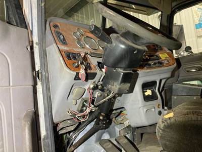 Peterbilt 384 Steering Column