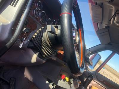 Peterbilt 387 Steering Column