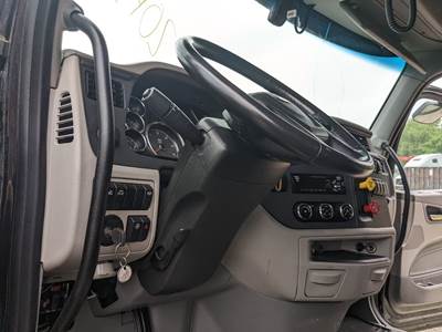 Peterbilt 579 Steering Column